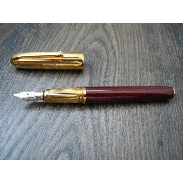 LOUIS CARTIER GOLD & LACQUE BORDEAUX 18K 2-TONE M NIB MAROON FOUNTAIN PEN