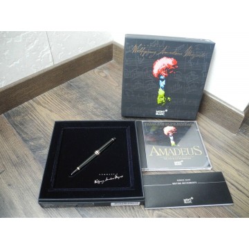 MONTBLANC Meisterstuck 114 Hommage Wolfgang Amadeus Mozart 14K GOLD Fountain Pen