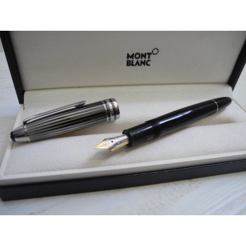 MONTBLANC MEISTERSTUCK SOLITAIRE DOUE LEGRAND 146 BLACK & WHITE 18K GOLD NIB M FOUNTAIN PEN