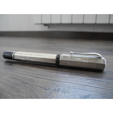 MONTEGRAPPA PRIVILEGE  DECO  LARGE SILVER Ag925 PEARL GREY RESIN ROLLERBALL PEN