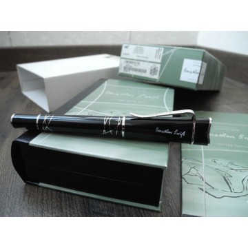 MONTBLANC JONATHAN SWIFT WRITERS LIMITED EDITION FOUNTAIN PEN SET NEW