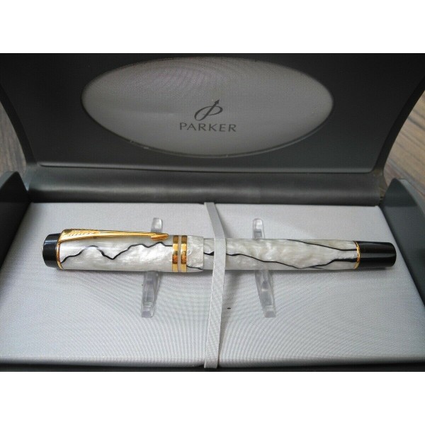 PARKER DUOFOLD INTERNATIONAL BLACK & PEARL 18K GOLD F nib FOUNTAIN PEN BOX