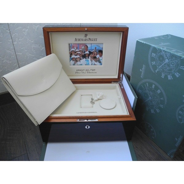 AUDEMARS PIGUET ARNOLD'S ALL-STARS JULES TIME PERPETUAL ROYAL LIMITED WATCH BOX